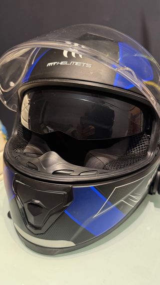 Casco moto MT Helmets con intercomunicador talla S
