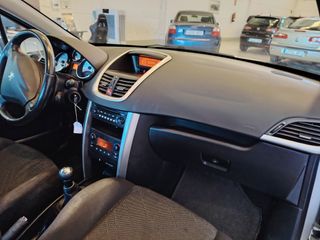 Peugeot 207 2007