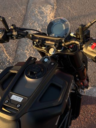 Husqvarna Svartpilen 401 - Valencia