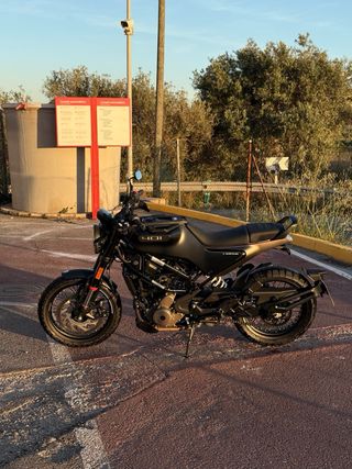 Husqvarna Svartpilen 401 - Valencia