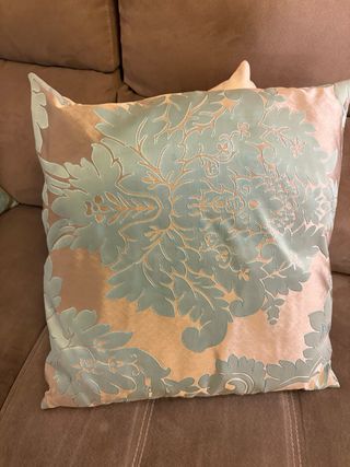 Pack salón completo: cojines +alfombra+puff (URGE)