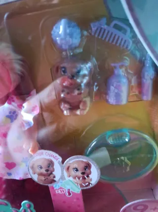 Muñeca Evi Love Baño Perro Simba