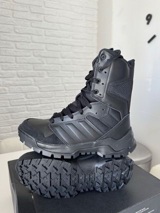 38 Botas Adidas GSG 9.2024