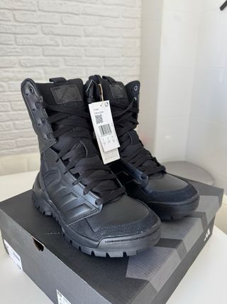 38 Botas Adidas GSG 9.2024