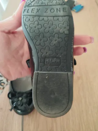 Ballerine nere lucide bimba con fiore