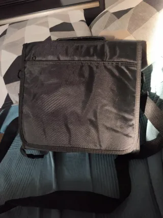 Pantalla Portátil Boman DVD/CD/MP3