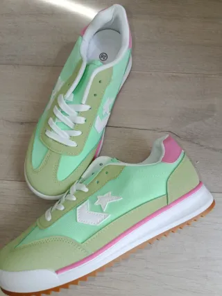 Deportivos verdes y rosas Talla 38 nuevos