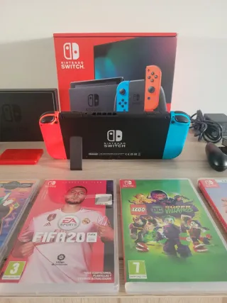 Nintendo Switch come nuova + Giochi e Accessori