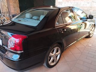 Toyota Avensis 2007 D4CAT Sport 177 cv