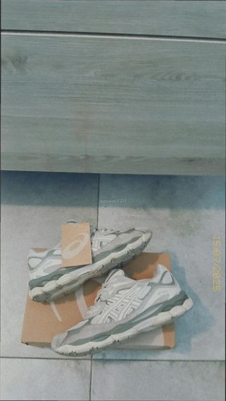 Asics NYC Beige Talla 40