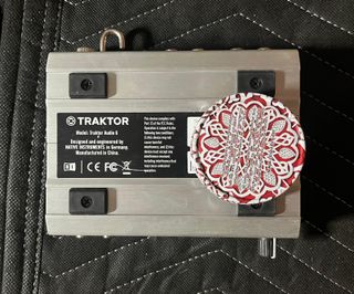 Traktor Audio 6 - Tarjeta de Sonido DJ