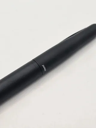Caneta Tombow Object (M) Matte Black