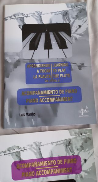 Aprendiendo a tocar la flauta acompañamiento piano