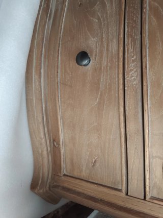 Mesita de noche de madera estilo Provenza