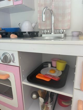 Cocina de juguete con accesorios