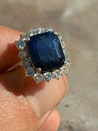 Anello in Oro Bianco 18k con Zaffiro e Diamanti