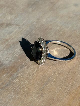 Anello in Oro Bianco 18k con Zaffiro e Diamanti
