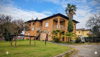 VILLA BIFAMILIARE INDIPENDENTE