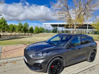 Ford Kuga 2023