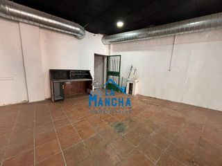 Local comercial en venta en El Pilar en Albacete