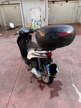 Piaggio Liberty 125 Blanca