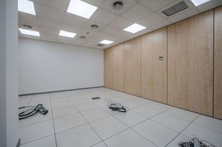 Nave industrial en venta en San Fermín en Madrid