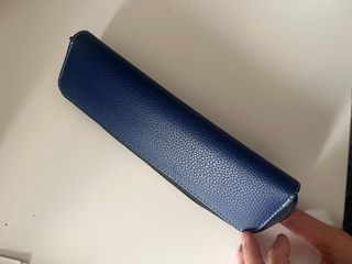 Funda Apple Pencil azul oscura