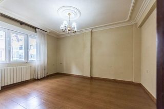 Piso en venta en Centro en Gijón