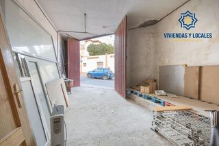 Local comercial en venta en Huétor Vega