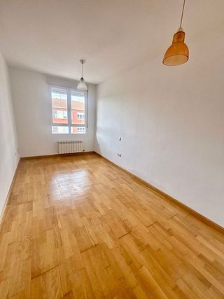 Piso en venta en Crucero - Pinilla en León