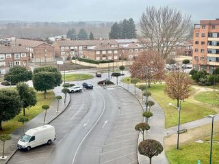 Piso en venta en Crucero - Pinilla en León