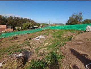 Terreno en venta en La Granja-La Colina-Los Pastores en Algeciras