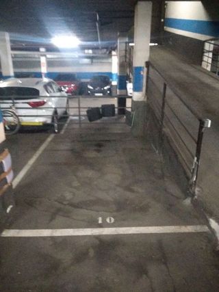 Garaje en alquiler en Passeig Maragall - Zona Estació en Gavà