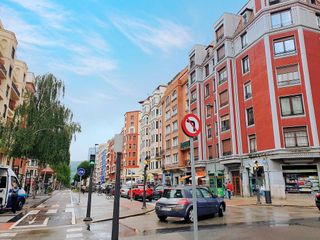 Local comercial en alquiler en Indautxu en Bilbao