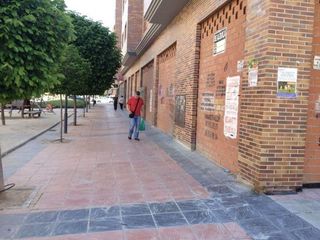 Local comercial en alquiler en El Puerto en Coslada