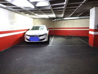 Garaje en alquiler en El Llano en Gijón