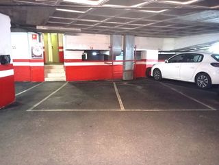 Garaje en alquiler en El Llano en Gijón