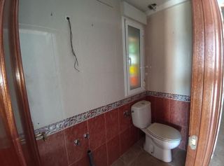 Casa adosada en venta en Consuegra