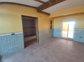 Casa adosada en venta en Consuegra