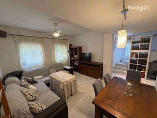 Casa pareada en venta en Sanlúcar la Mayor