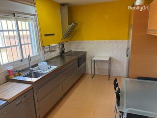 Casa pareada en venta en Sanlúcar la Mayor