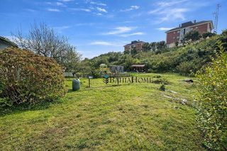 Casa pareada en venta en Alisal - Cazoña - San Román en Santander