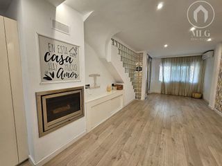 Casa adosada en venta en Teatinos en Málaga