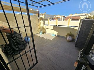 Casa adosada en venta en Teatinos en Málaga