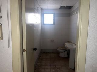 Local comercial en venta en Nueva Almería - Cortijo Grande - Vega de Acá en Almería