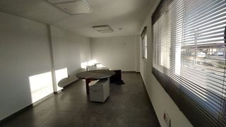 Nave industrial en venta en Zona Centro en Xirivella