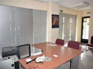 Local comercial en venta en Parque Roma - Coronas en San Fernando de Henares