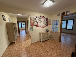 Oficina en venta en Playa Bajadilla - Puertos en Marbella