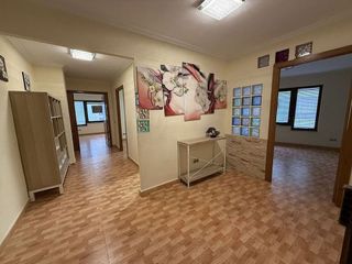 Oficina en venta en Playa Bajadilla - Puertos en Marbella