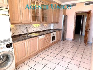 Piso en venta en Arenales - Lugo - Avenida Marítima en Palmas de Gran Canaria(Las)